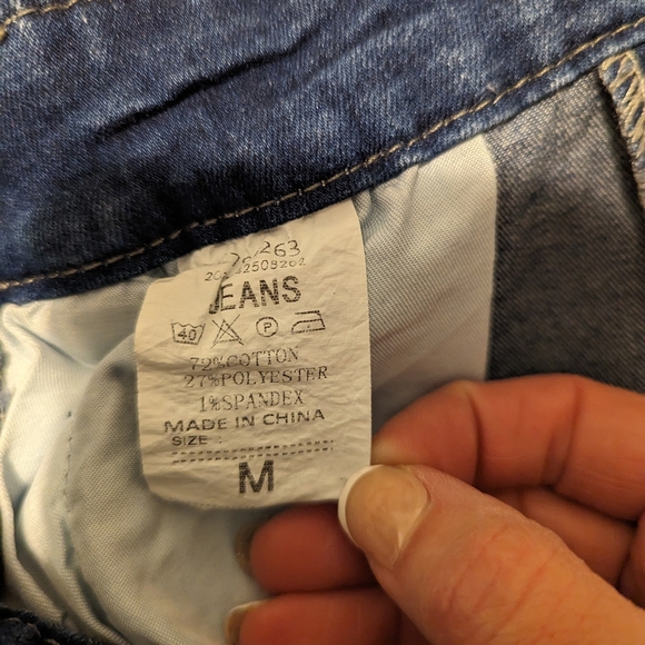 Ladies denim capris overalls - Picture 3 of 3